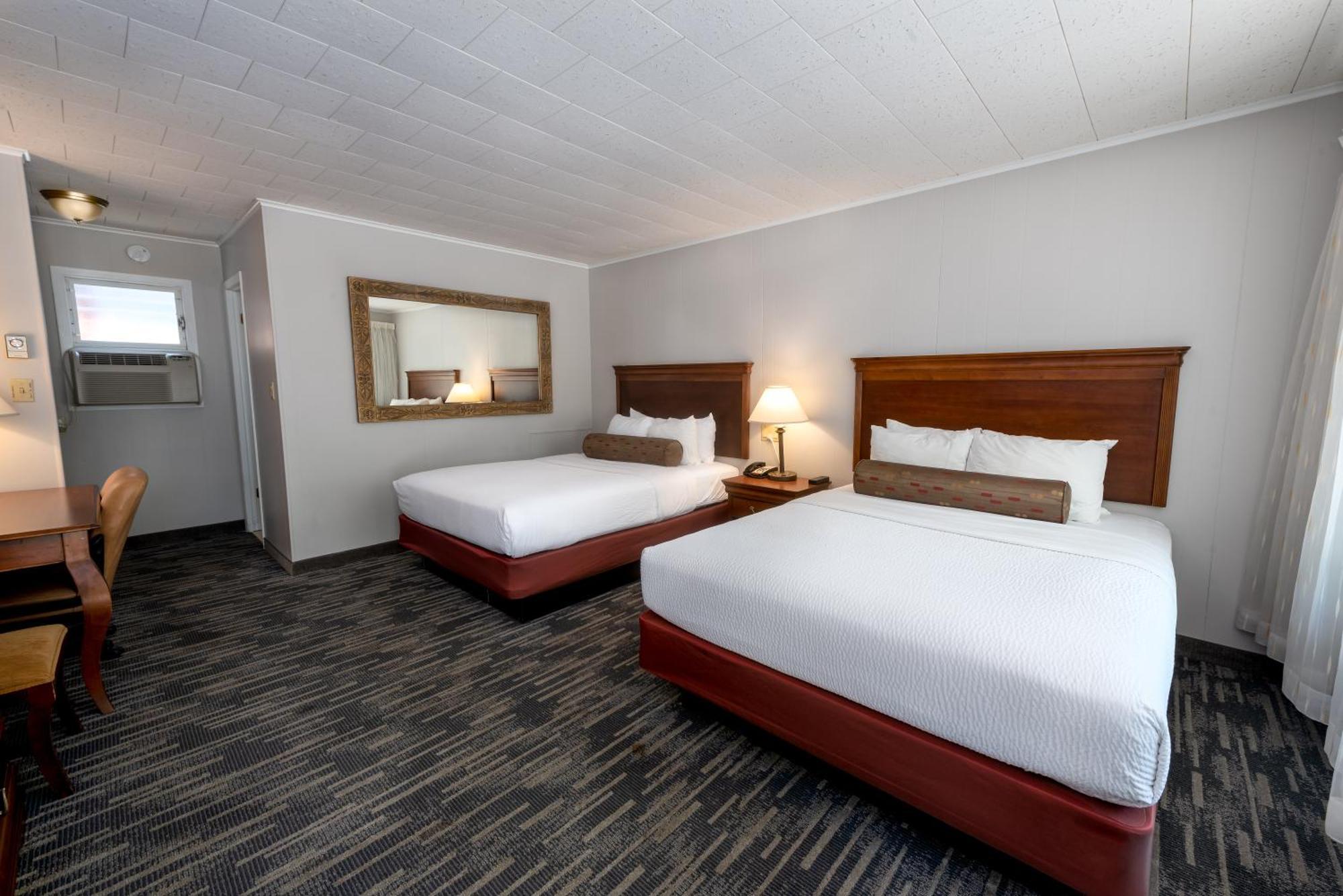 Scotty's Lakeside Resort Lake George