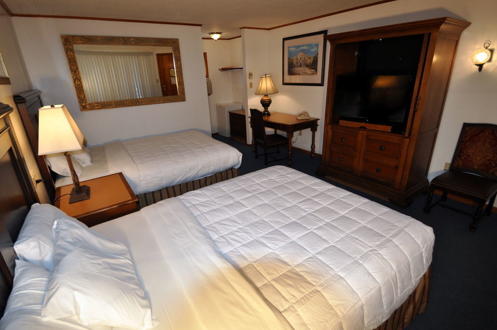 Scotty's Lakeside 3*